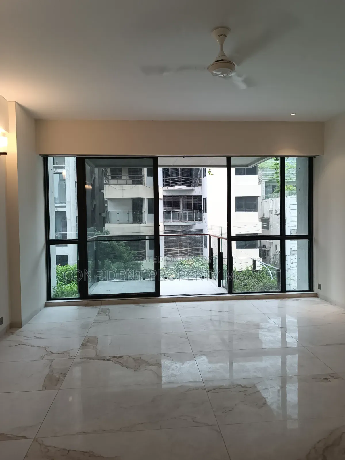 বসুন্ধরায় ৪ বেডরুমের অ্যাপার্টমেন্ট ভাড়ার জন্য