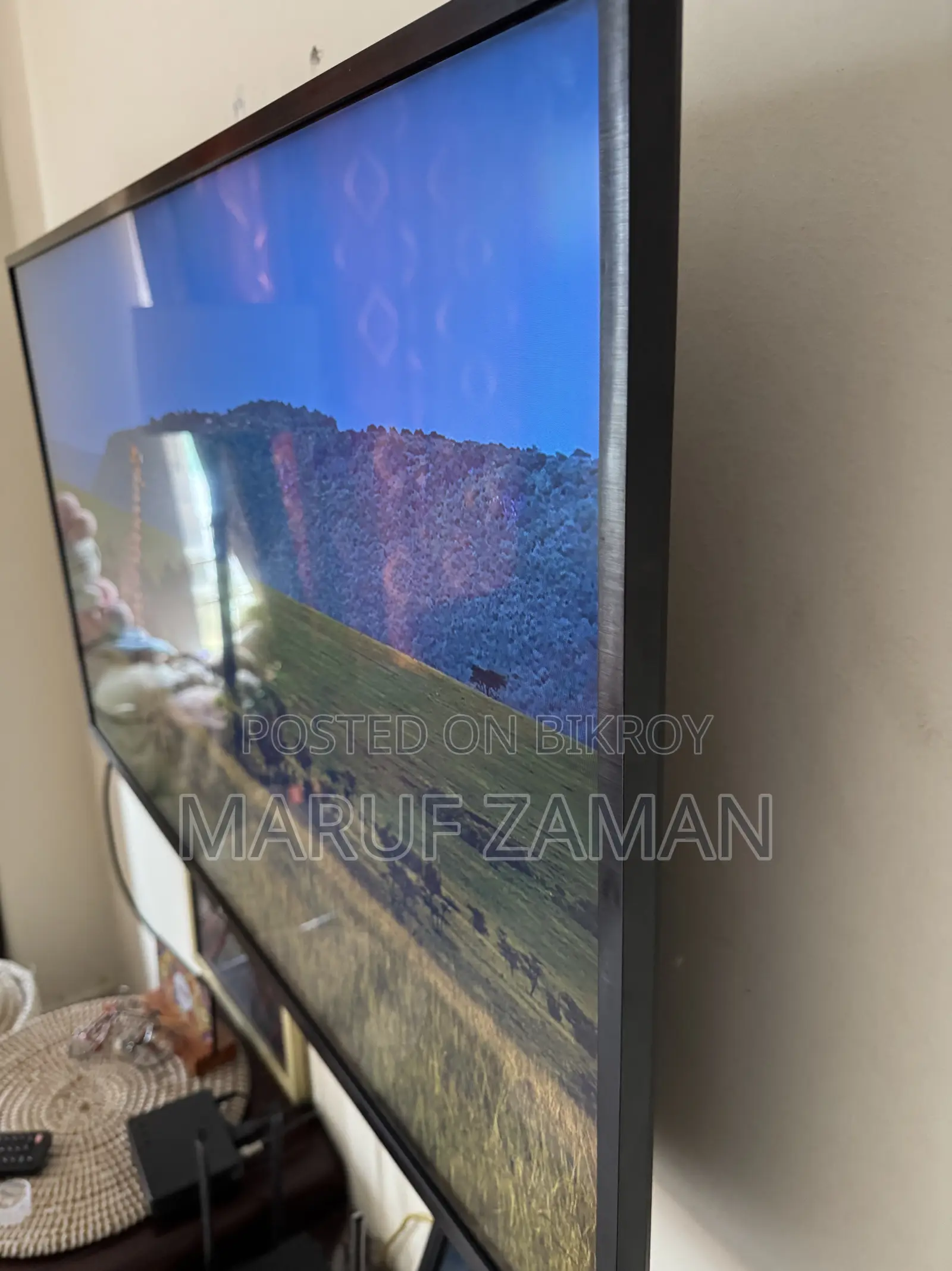 LG 43 Inch TV (Un7300) TV