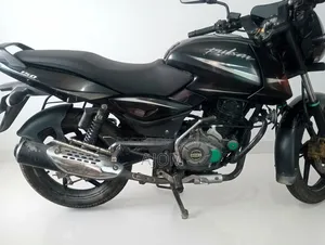 Bajaj Pulsar 150 2017 Green