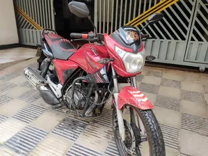 Runner Turbo 125 2017 Red