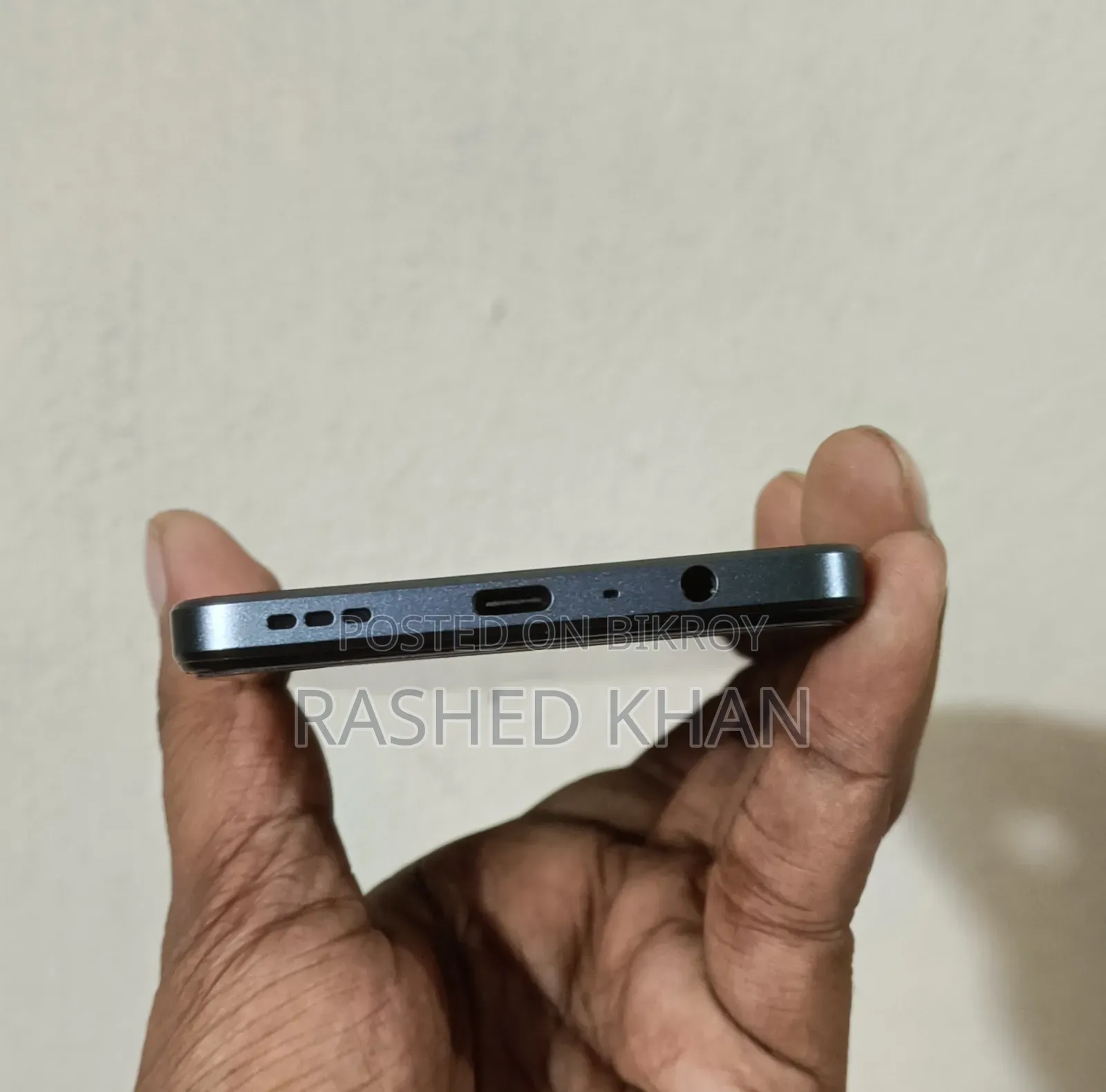 অপ্পো এ৩ ১২৮ জিবি ব্ল্যাক