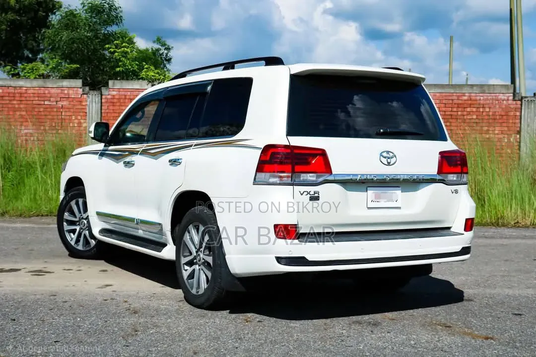 Toyota Land Cruiser 4.5 V8 VXR 2020 পার্ল