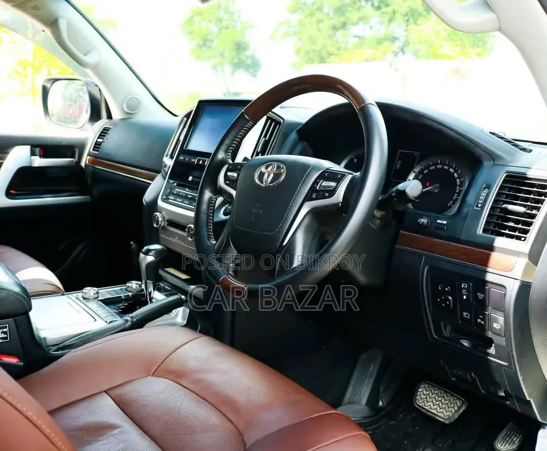 Toyota Land Cruiser 4.5 V8 VXR 2020 পার্ল