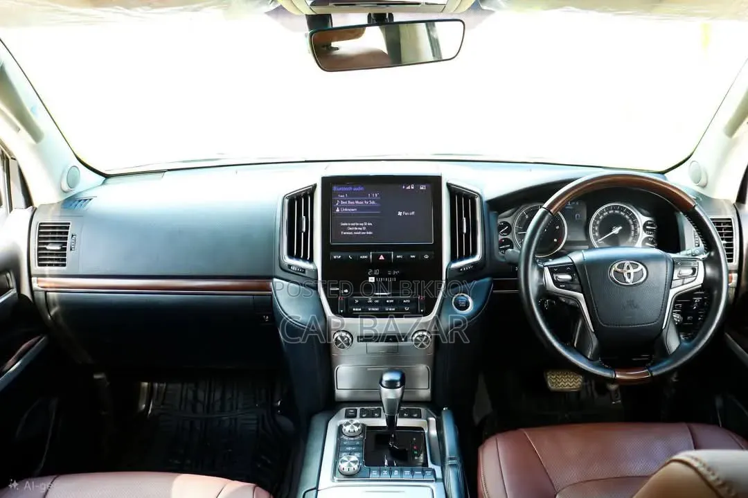 Toyota Land Cruiser 4.5 V8 VXR 2020 পার্ল