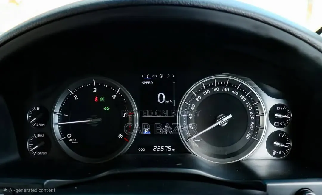 Toyota Land Cruiser 4.5 V8 VXR 2020 পার্ল