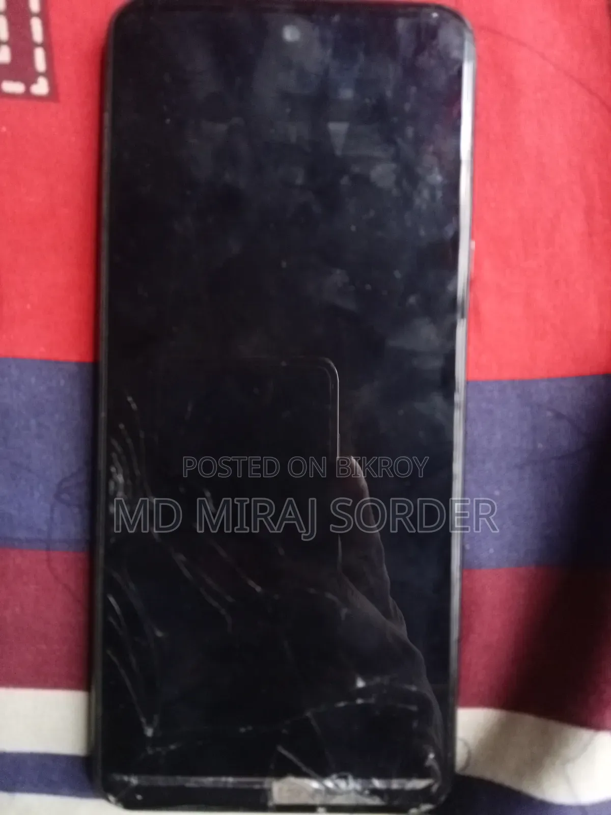 টেকনো স্পার্ক ৮ প্রো ৬৪ জিবি কালো