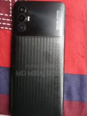 টেকনো স্পার্ক ৮ প্রো ৬৪ জিবি কালো