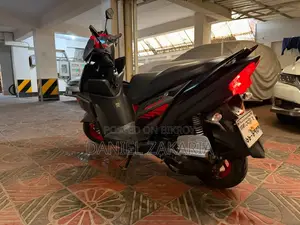 Yamaha 2021 Gray