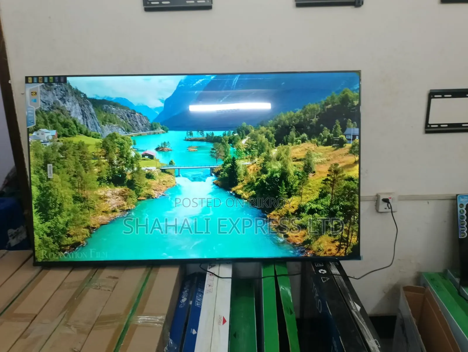 Sing Is King 32" 2GB+16GB RAM Smart LED TV