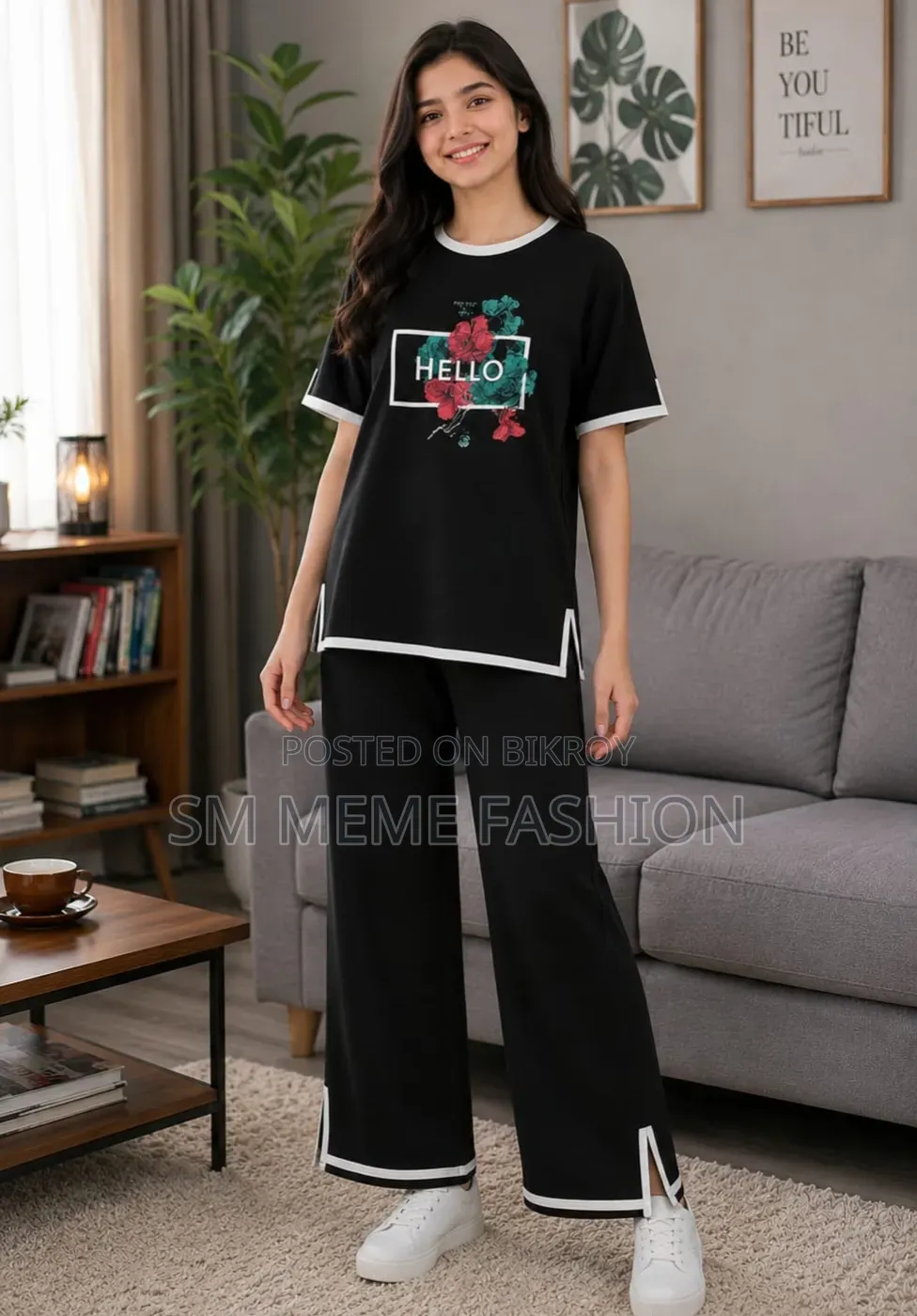 Ladies Half Sleeve T-Shirt Pant Set