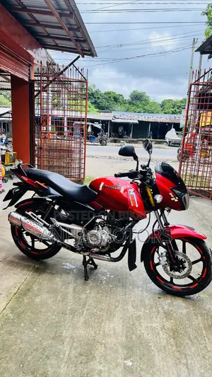 Bajaj Pulsar 150 2014 Red