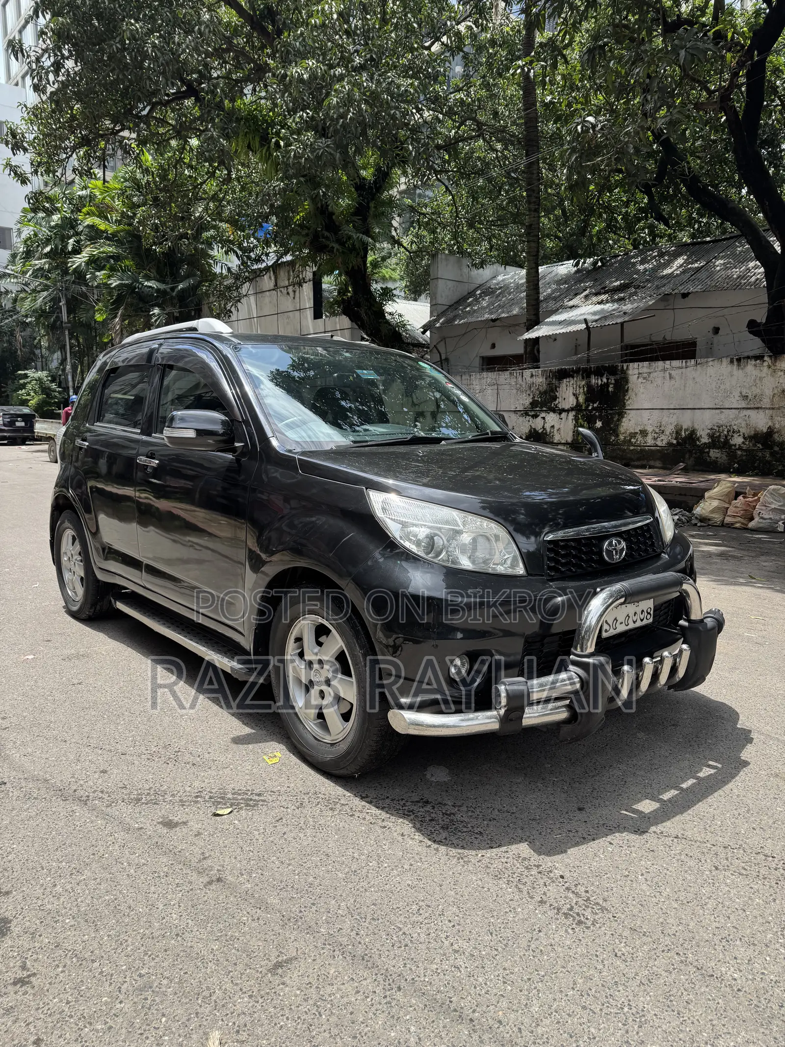 Toyota Rush 1.5 All-Wheel Drive 2011 Black