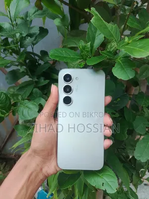 টেকনো স্পার্ক ৪০ প্রো ১২৮ জিবি সিলভার