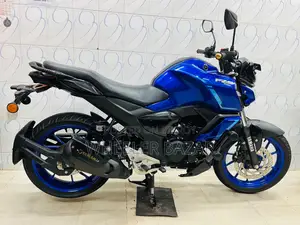 ইয়ামাহা এফজেড ২০২৬ কালো
