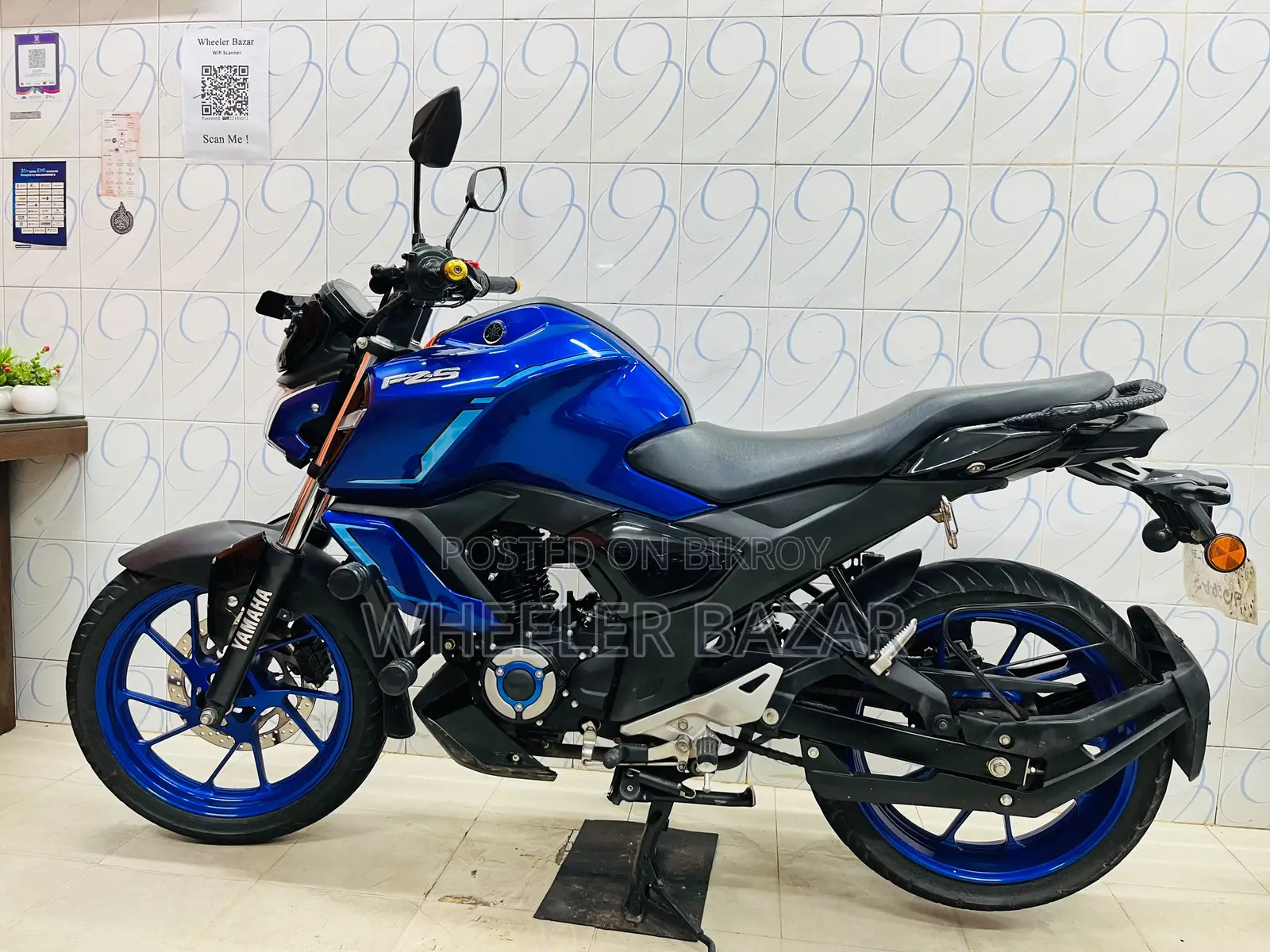 ইয়ামাহা এফজেড ২০২৬ কালো
