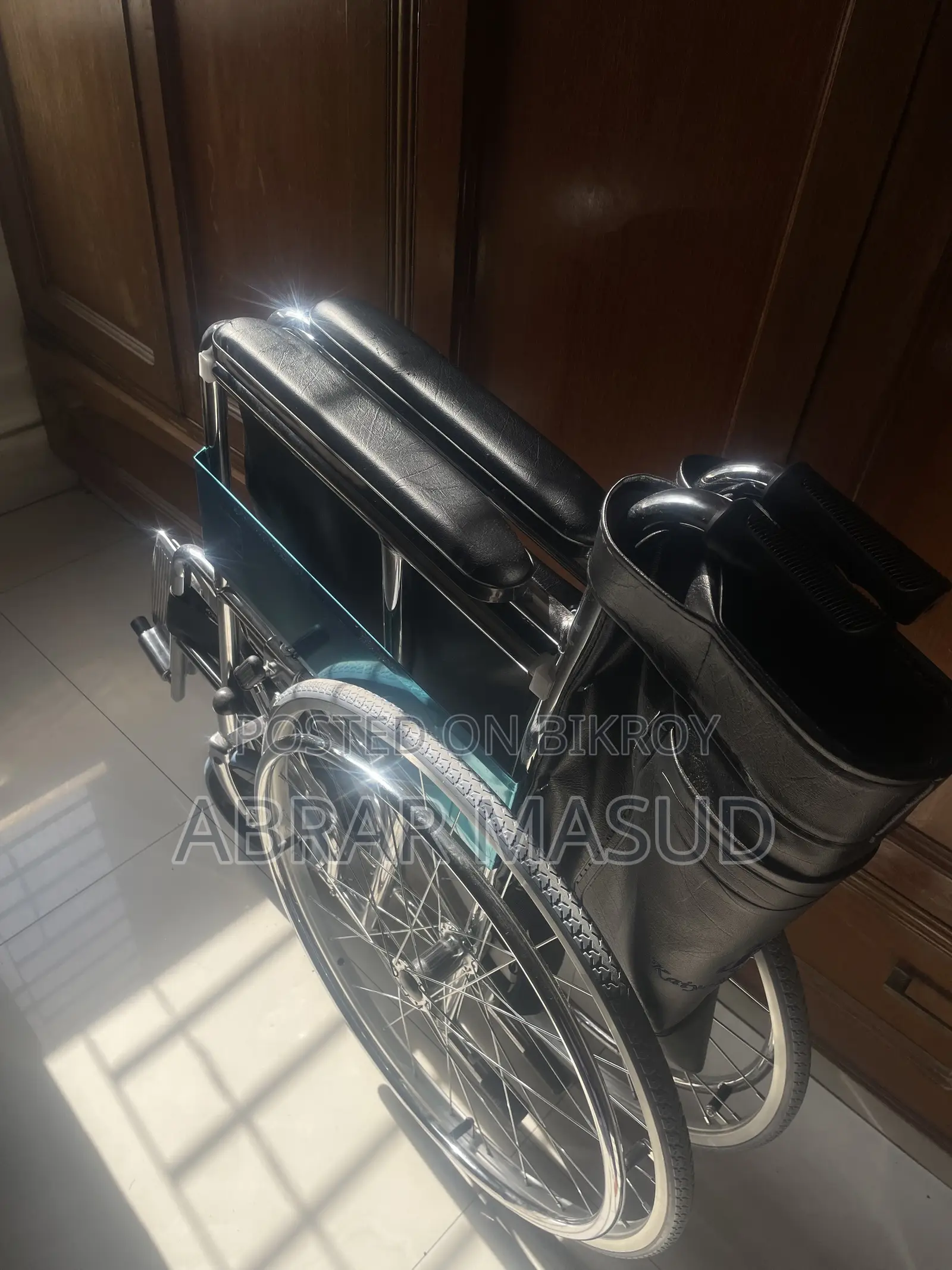 Foldable Manual Wheelchair