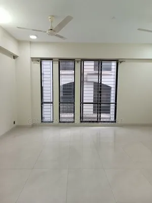 বারিধারায় ৩ বেডরুমের অ্যাপার্টমেন্ট ভাড়ার জন্য