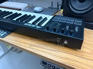 Alesis V49 মিদি