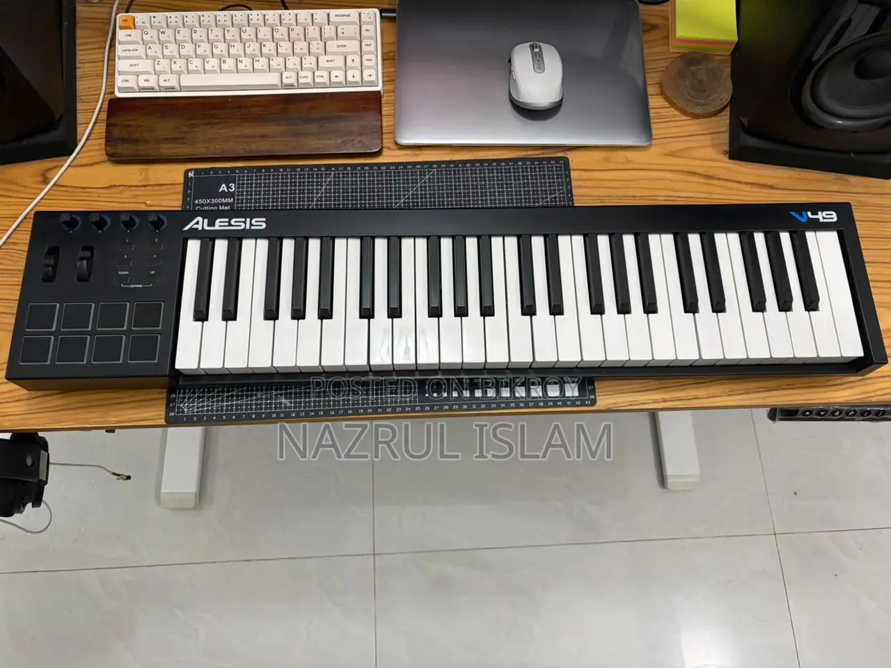 Alesis V49 মিদি