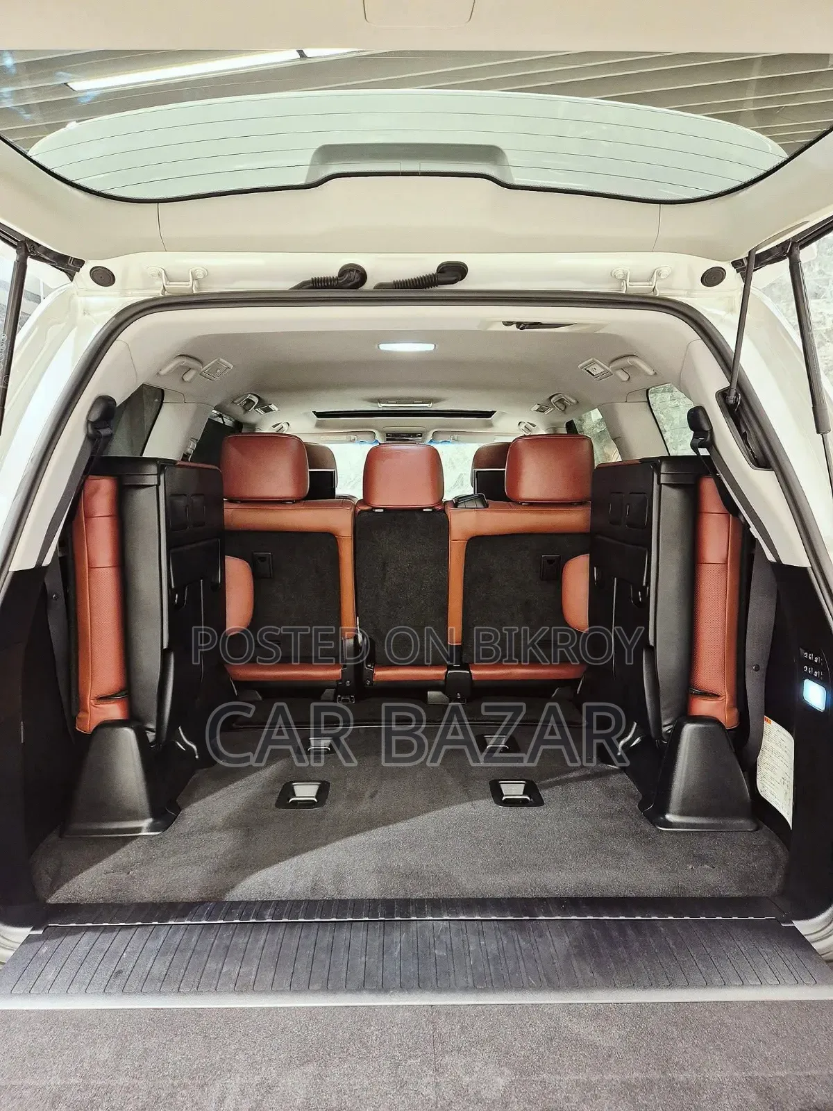 Lexus LX 570 AWD 2019 Pearl