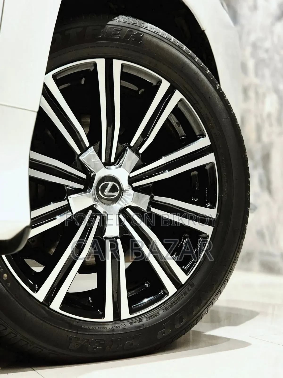 Lexus LX 570 AWD 2019 Pearl