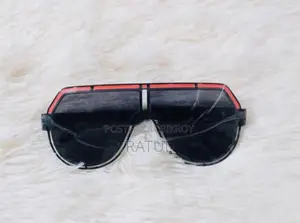 Stylish Men's Sunglass