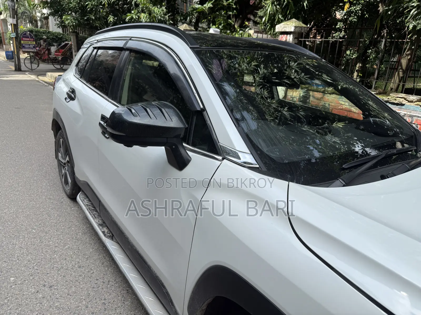 টয়োটা করোল্লা ক্রস ২০২৪ পার্ল