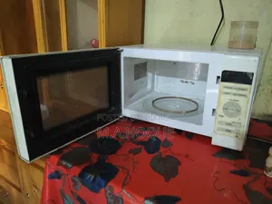 Microwave Oven