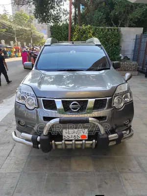 Nissan X-Trail 2.0 Petrol XE 2012 Gray