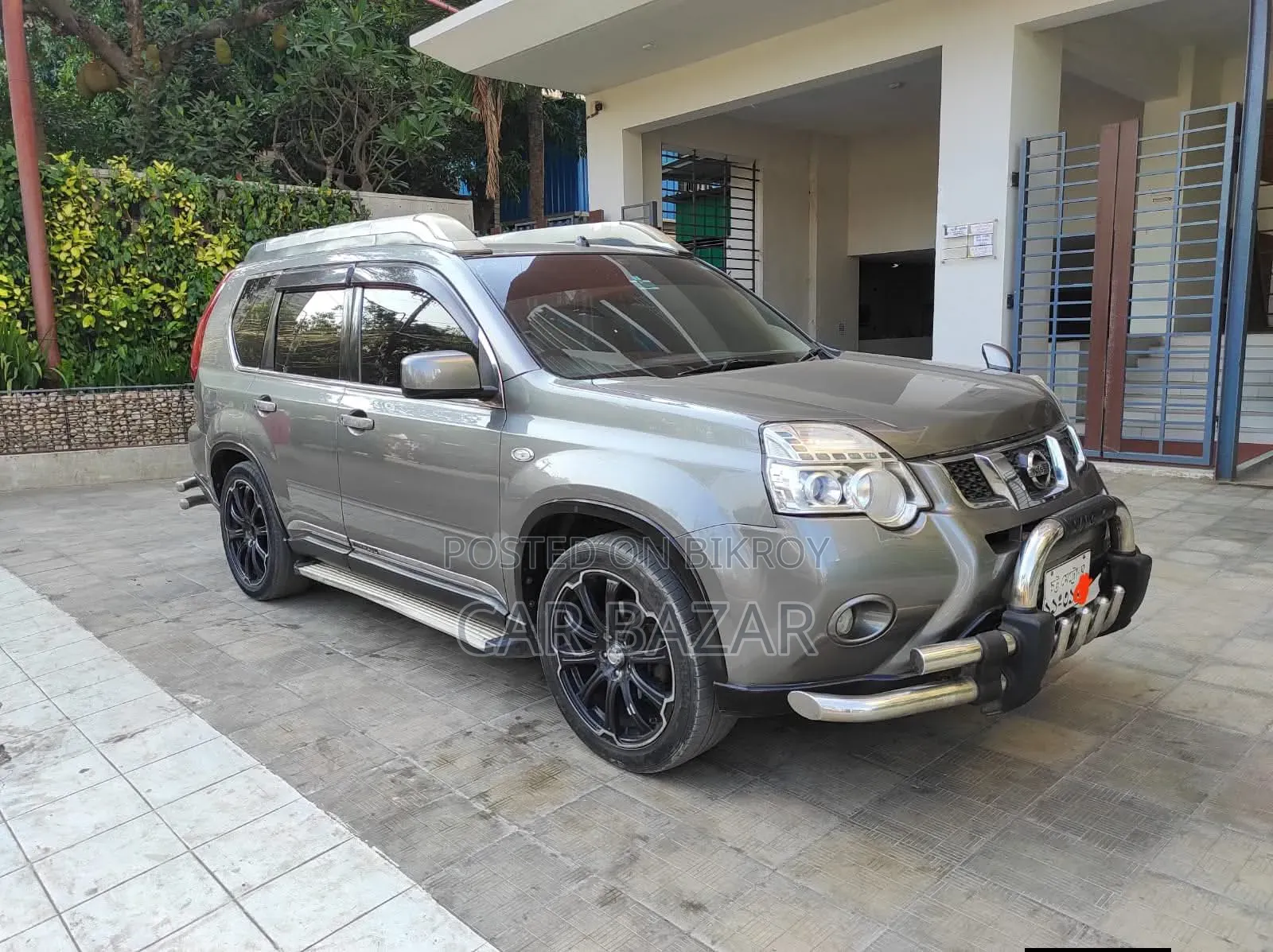 Nissan X-Trail 2.0 Petrol XE 2012 Gray