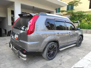 Nissan X-Trail 2.0 Petrol XE 2012 Gray