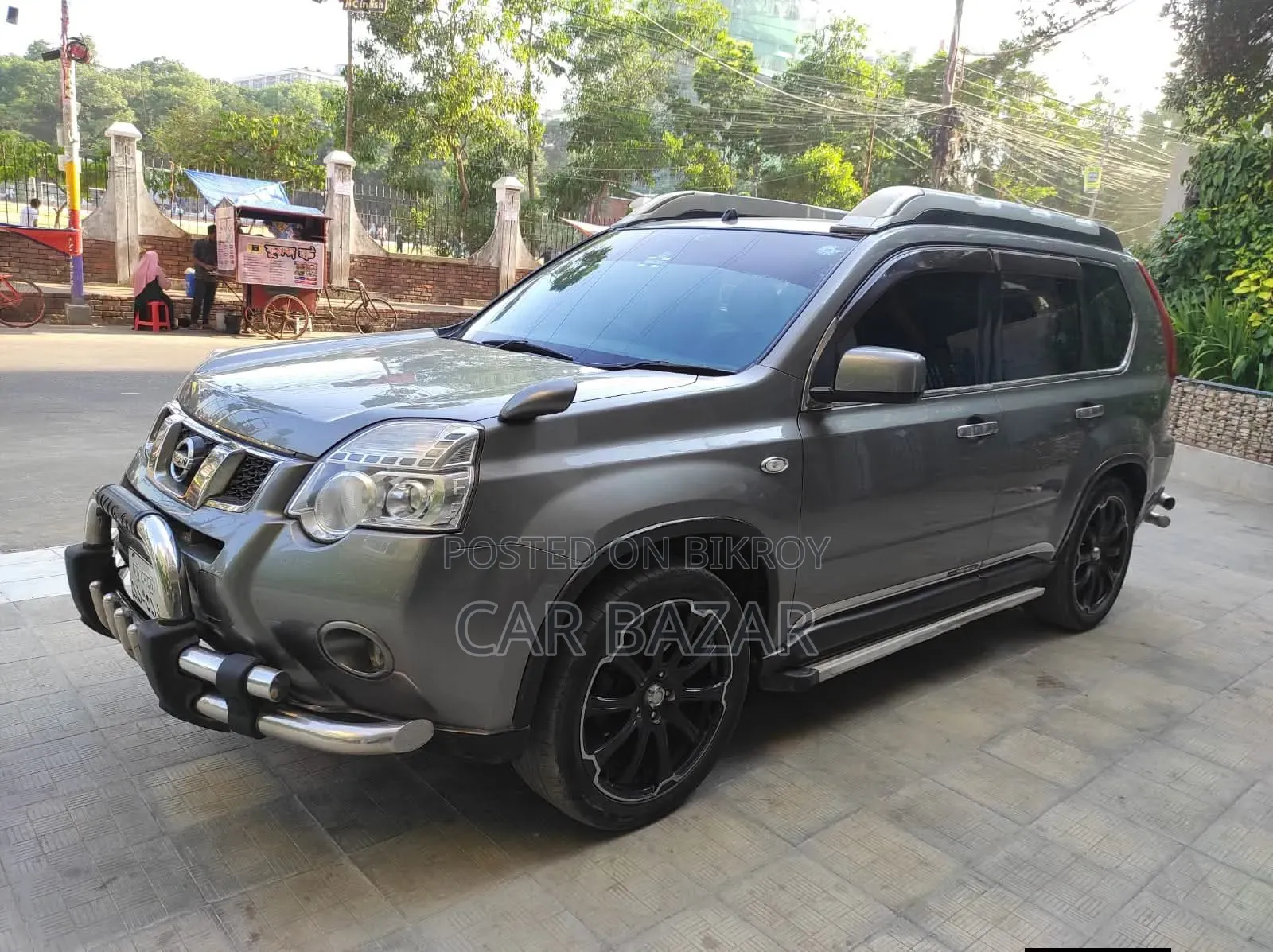 Nissan X-Trail 2.0 Petrol XE 2012 Gray
