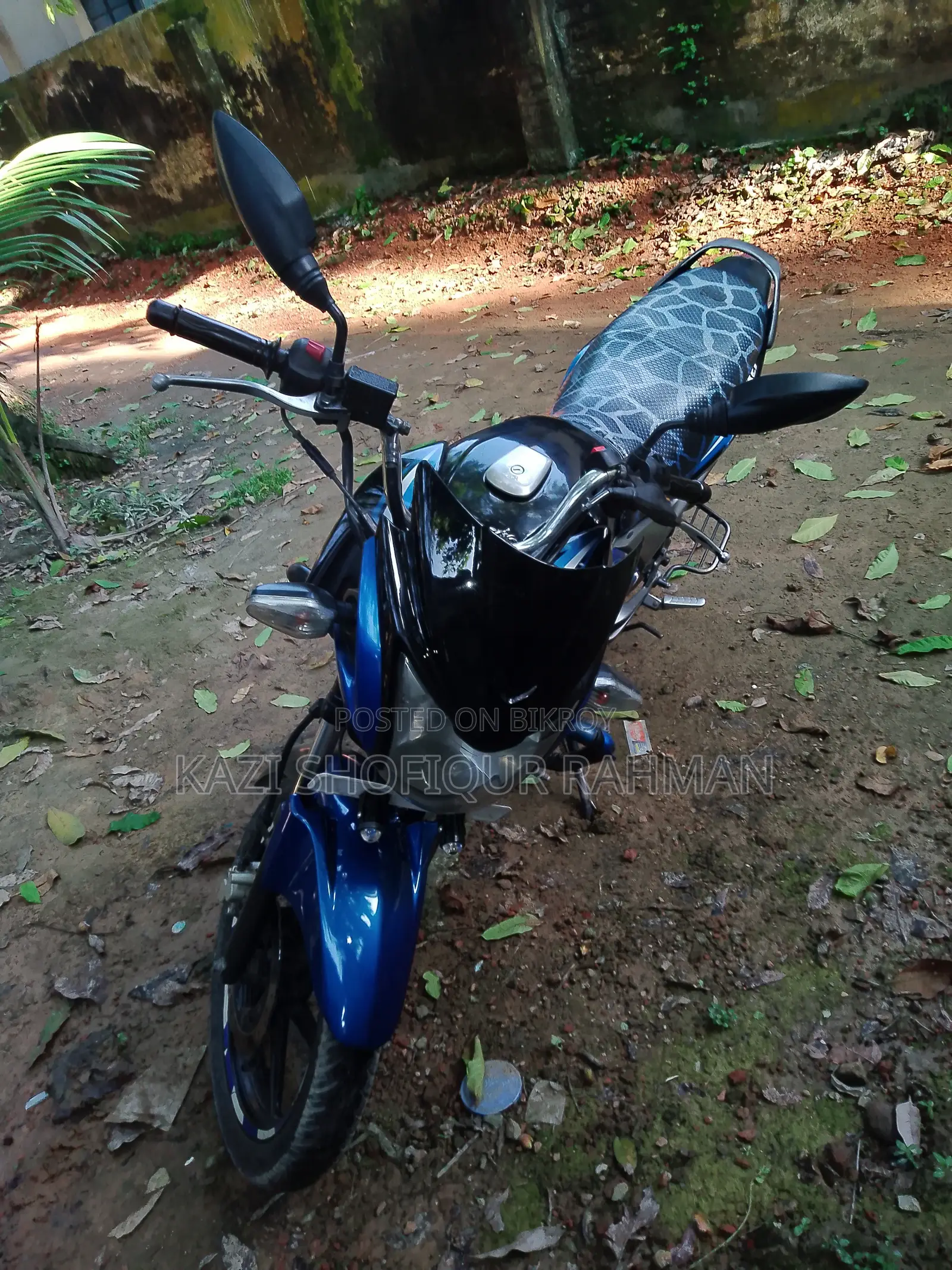 টিভিএস স্ট্রাইকার ১২৫ ২০১৮ নীল