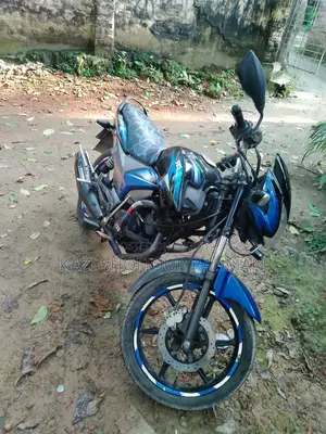 টিভিএস স্ট্রাইকার ১২৫ ২০১৮ নীল