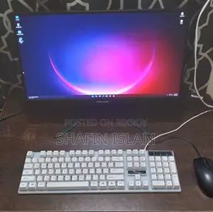 Desktop Computer MSI Model 8GB AMD Ryzen 5 SSD 512GB