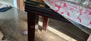 ডাইনিং টেবিল গ্লাস