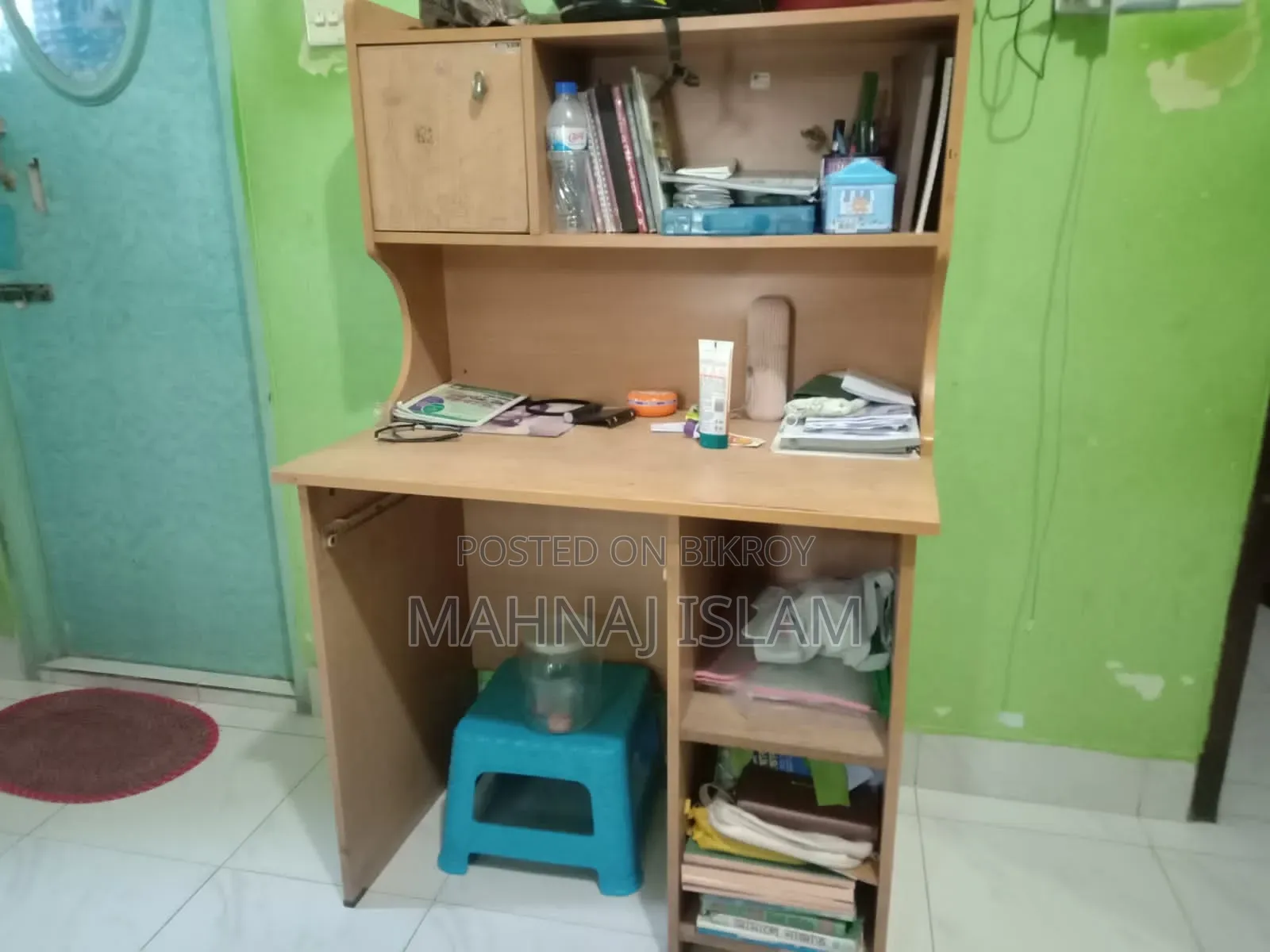 Reading Table