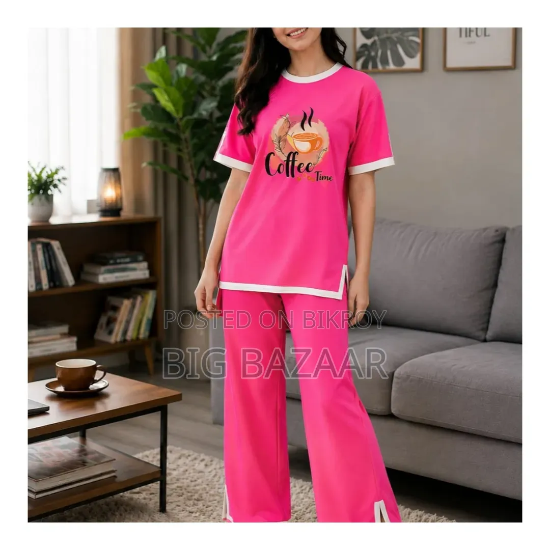 Ladies Half Sleeve T-Shirt Pant Set