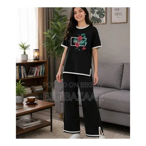 Ladies Half Sleeve T-Shirt Pant Set