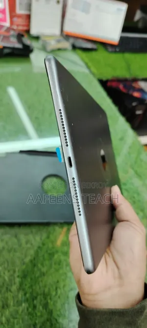 Apple iPad 10.2 (2019) 32 GB Silver