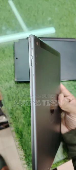 Apple iPad 10.2 (2019) 32 GB Silver