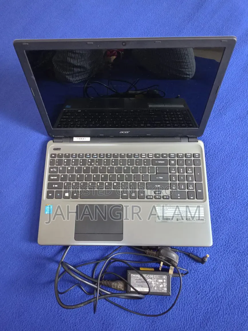 Laptop Acer Aspire E1-472 4GB Intel Core I5 HDD 1T
