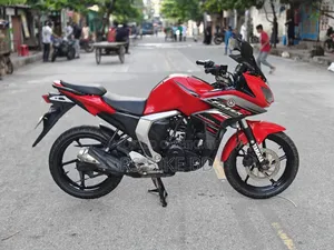 যামাহা ফেজার ভি২ ২০১৯ রেড