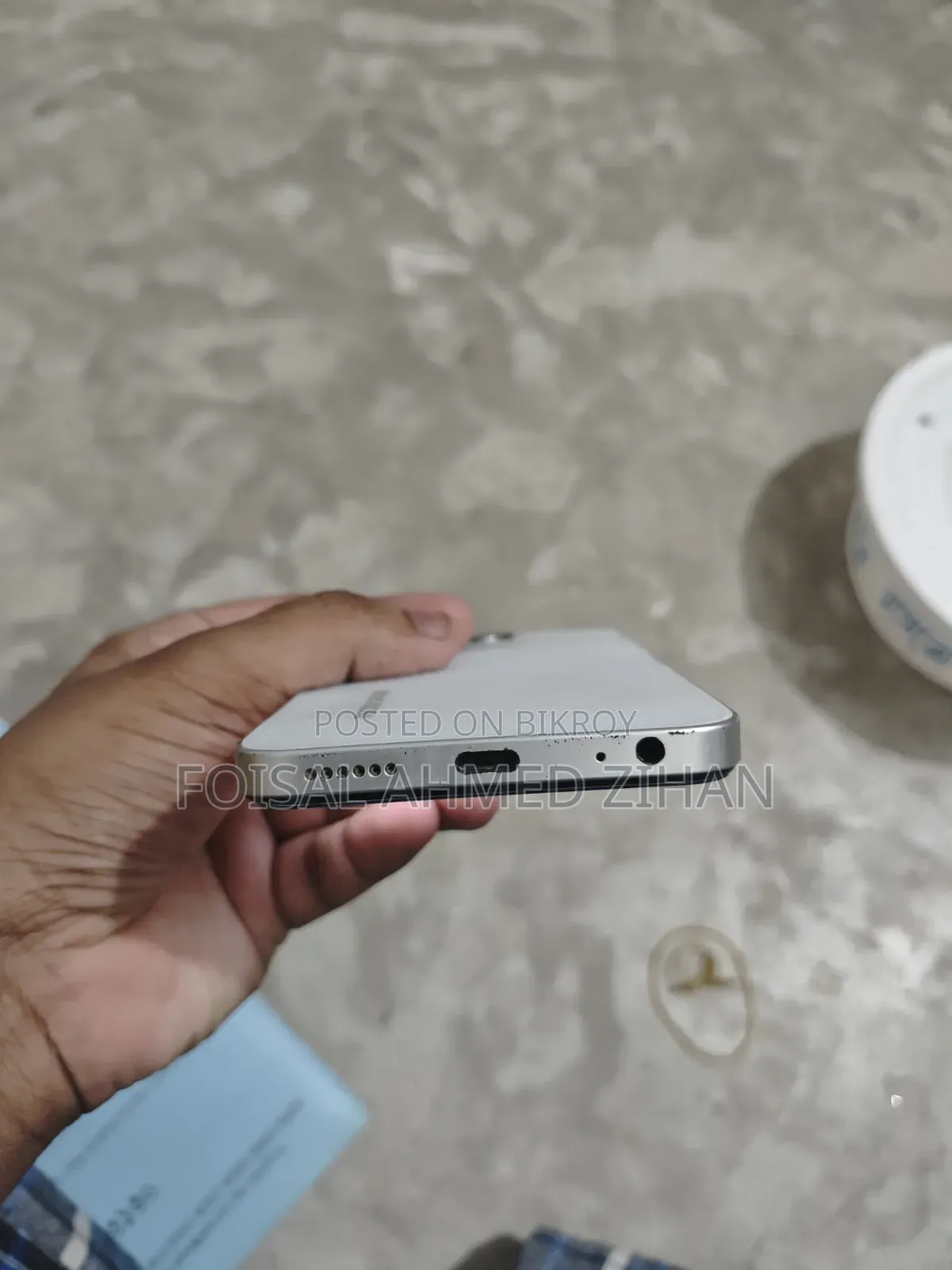 টেকনো স্পার্ক গো ১২৮ জিবি হোয়াইট