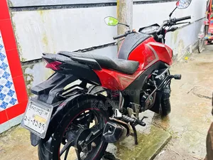 Honda Hornet 2020 Red