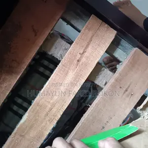 ৬ ফিট / ৭ ফিট একটি খাট সেল দেওয়া হবে