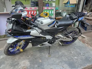 Yamaha R15M 2023
