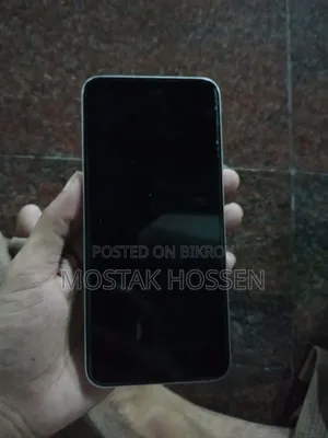 ইনফিনিক্স স্মার্ট ১০ ১২৮ জিবি হোয়াইট