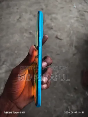 মোটোলোরো জি৯৬ ৫জি ১২৮ জিবি নীল