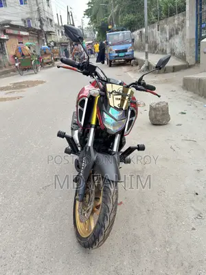 ইয়ামাহা এফজেড ২০২৪ রেড